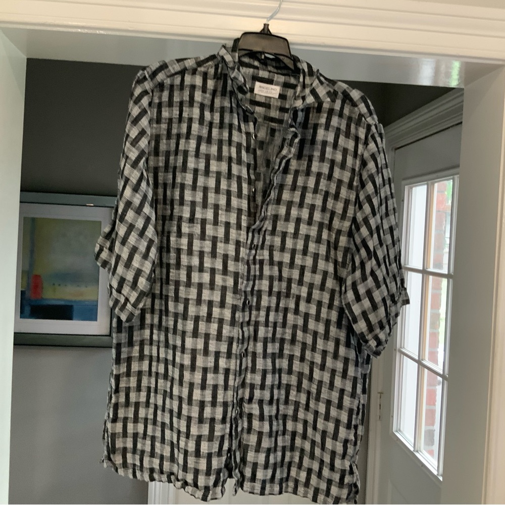 Mens angelino Black and White Checkered Button-Up Shirt size medium. SKU 2640
